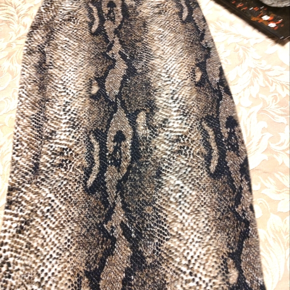 🤎 Sexy PinUp 2-Piece Snake Print Crop top & Midi Skirt - S - Picture 7 of 14